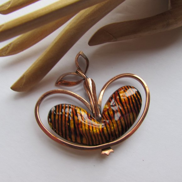 SALE Vintage Renoir Matisse Brooch Apple Shape Copper Tone - Picture 1 of 7